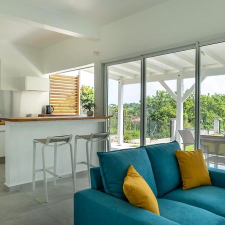 Superbe Appartement Avec Terrasse Vue Nature - Julyan House Petit-Bourg Esterno foto